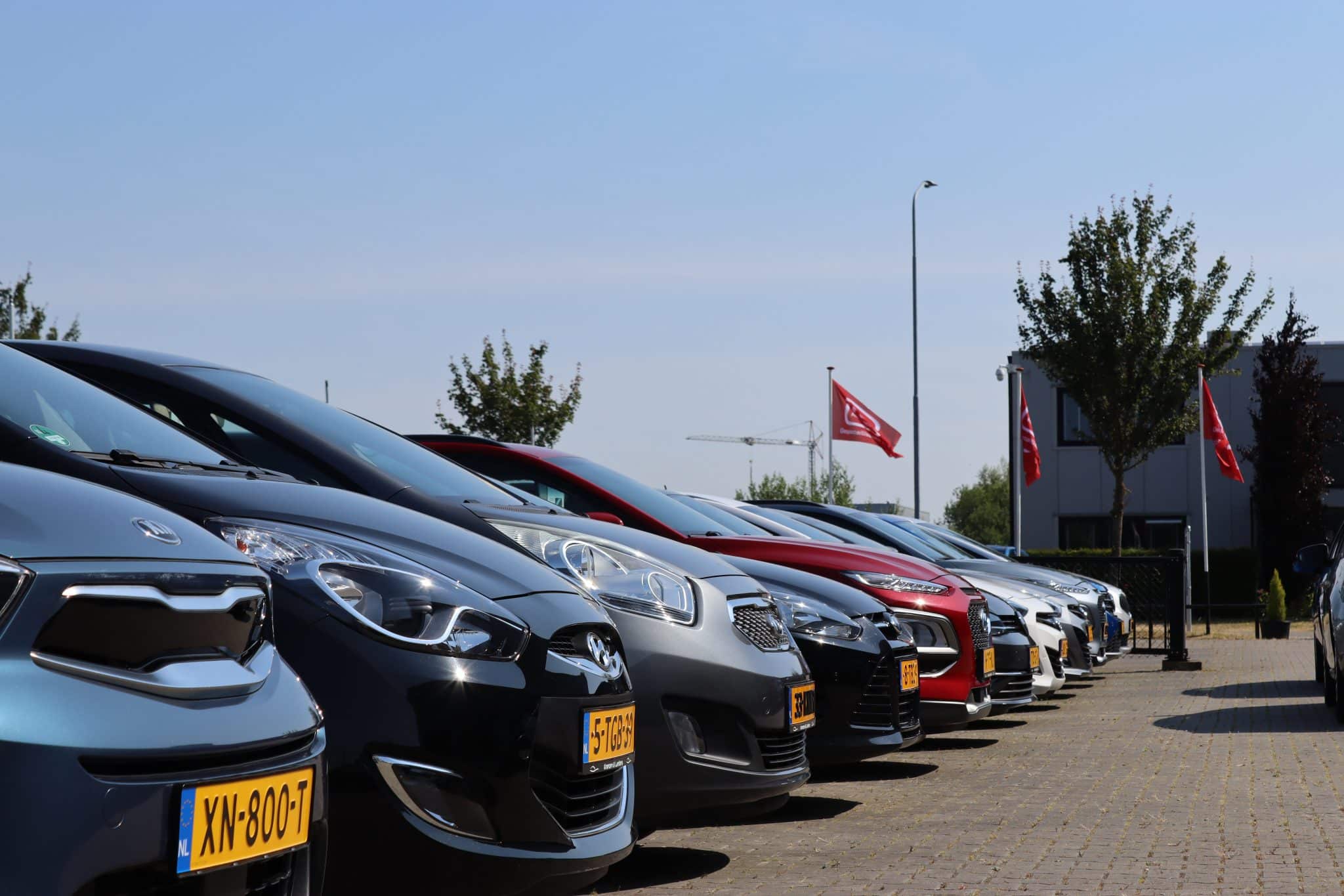 Auto's Kroezen en Lambers